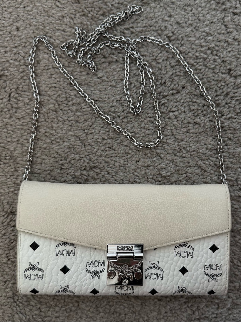MCM Tracy Wallet on Chain - pre owned